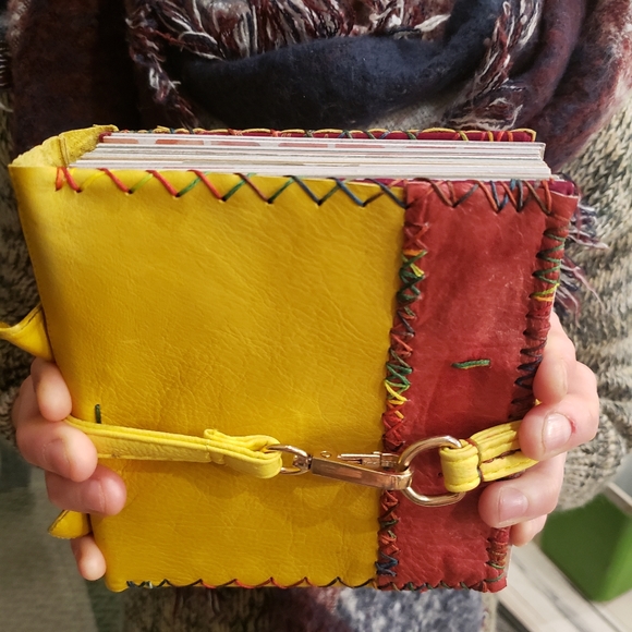 Meet your Posher, Leah - Picture 11 of 16